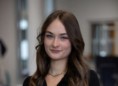 Portrait Dana Reinhold