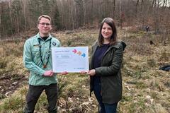 Scheckübergabe der Randstad Spende an die Deutsche Waldjugend