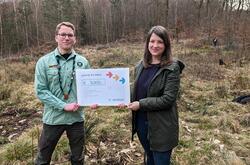 Scheckübergabe der Randstad Spende an die Deutsche Waldjugend